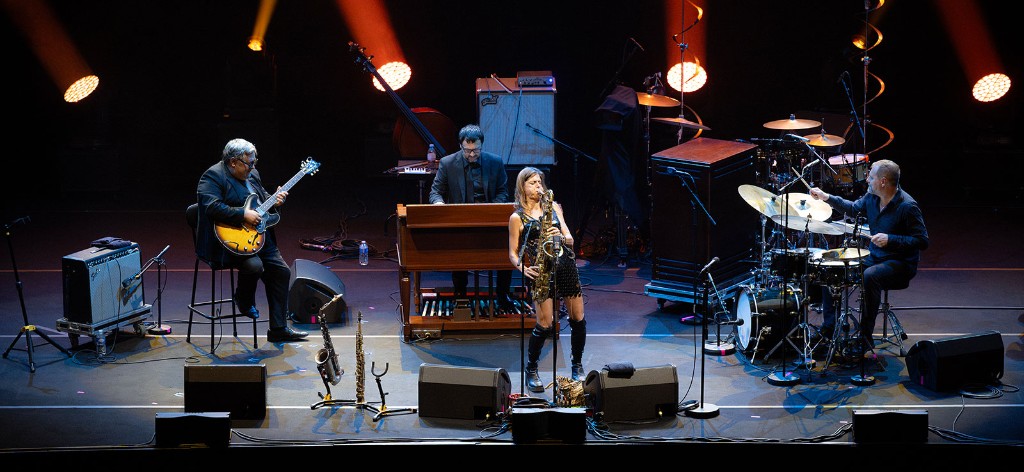 Muriel Grossmann Quartet live on stage.